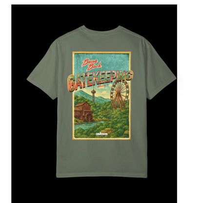 BRING BACK GATEKEEPING - GATLINBURG POSTCARD